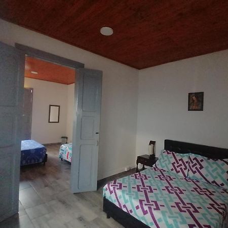 Angie'S House Bed & Breakfast Manizales Exterior photo