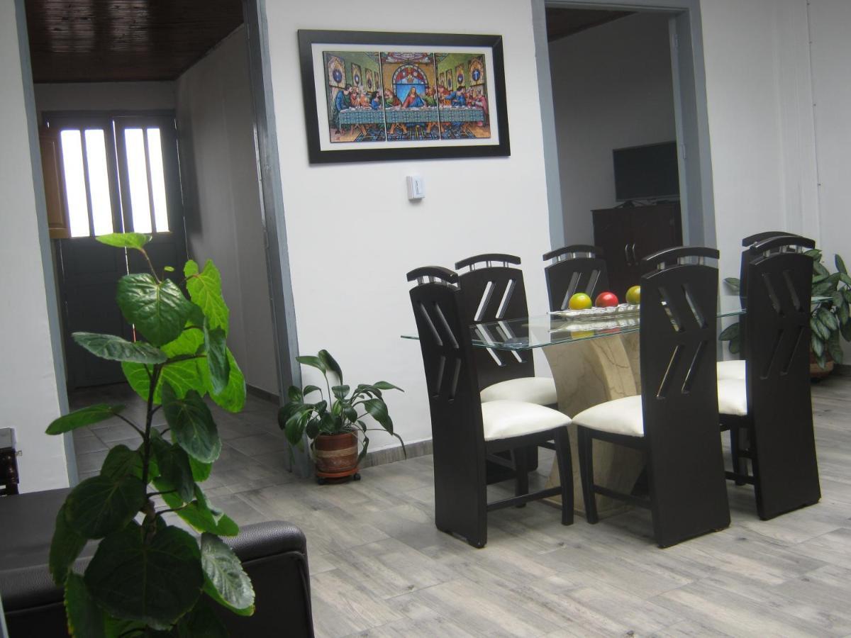Angie'S House Bed & Breakfast Manizales Exterior photo
